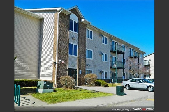 Parkside East Iii Apartments 3560 D F E Douglas Ave Des Moines Ia Rentcafe