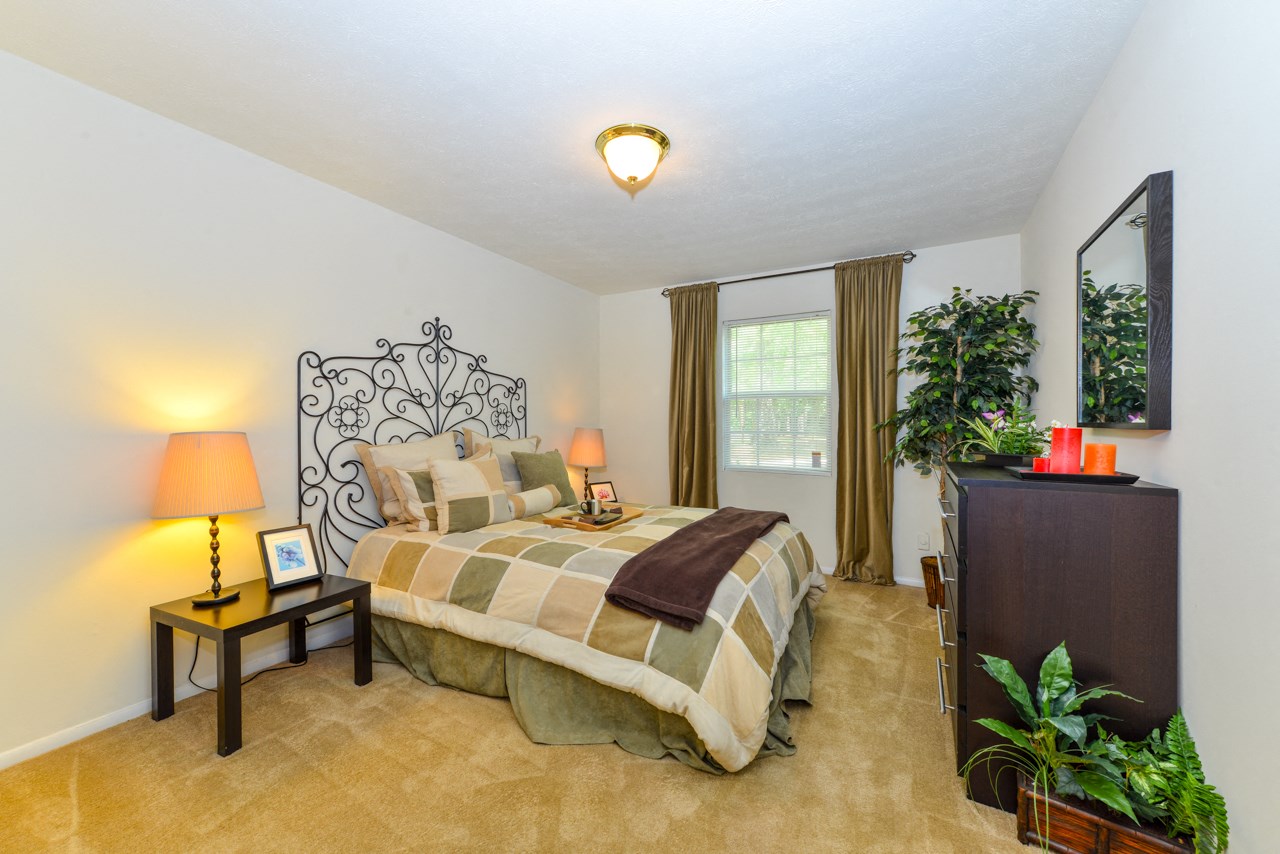 Oak Run Apartment Homes, 7878 North Main Street, Jonesboro, GA - RENTCafé