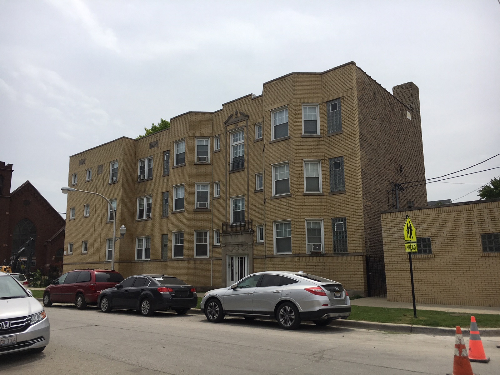 3139-41 Grace Exterior