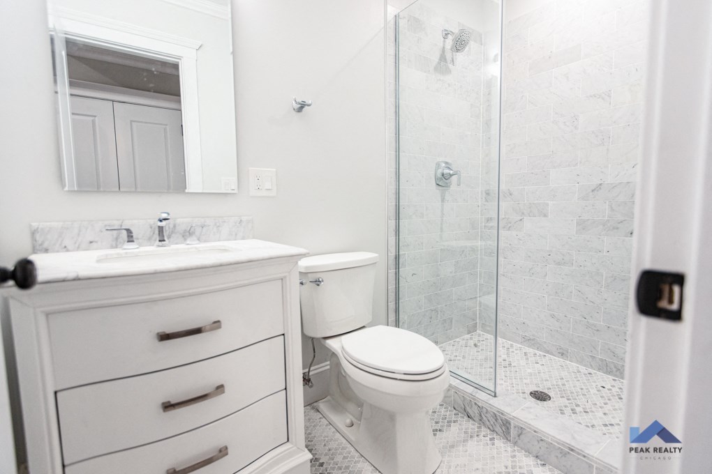 1543 Sedwick in Old Town