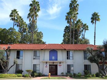 El Cajon (CA) Apartments for Rent – RENTCafé