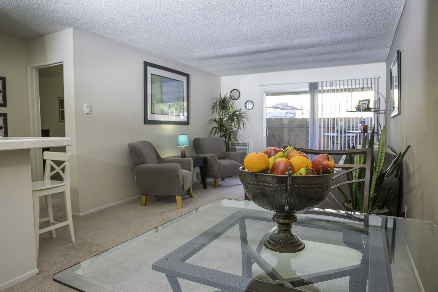 Photos and Video of Bay Pointe Apartments in San Diego, CA