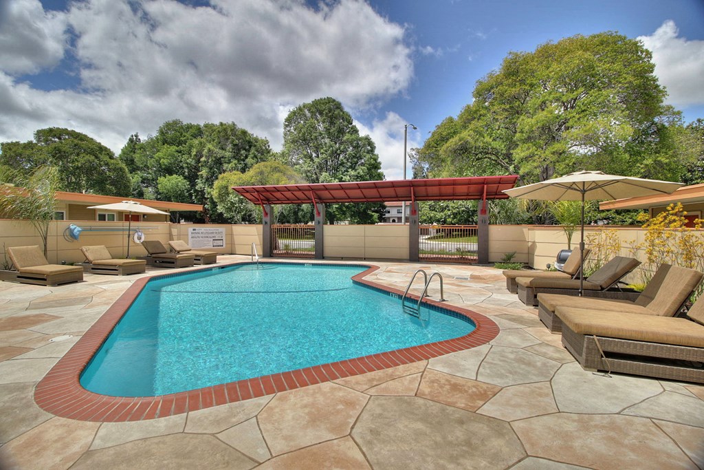 Invigorating Swimming Pool at 720 North Apartments, Sunnyvale, California