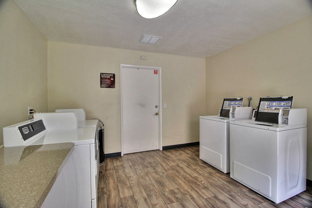 Laundry Center at 720 North Apartments, Sunnyvale