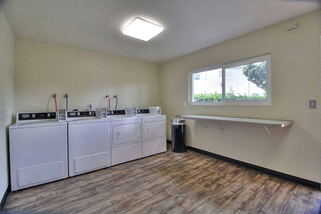 Laundry Room at 720 North Apartments, California