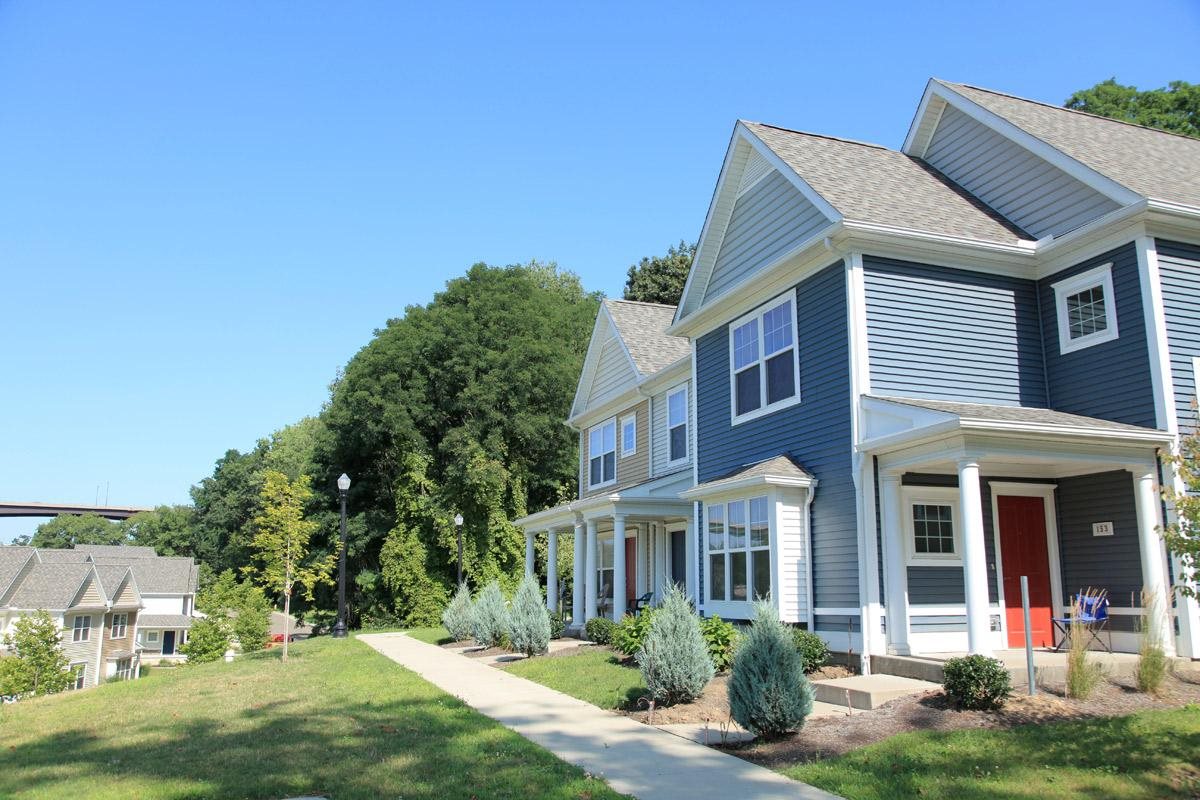 Cascade Village in Akron, OH Photo Gallery