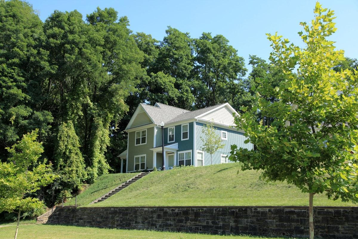 Cascade Village in Akron, OH Photo Gallery