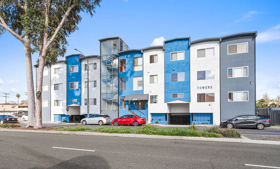 Westland Atlantic Apartments In Long Beach Ca