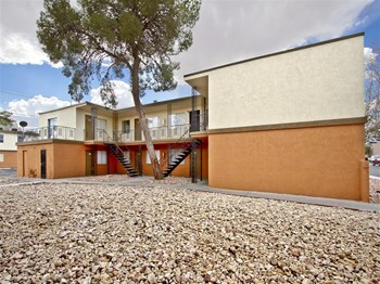 building 3820 Pennwood Avenue 1-3 Beds Apartment for Rent - Photo Gallery 4