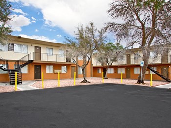 building 3820 Pennwood Avenue 1-3 Beds Apartment for Rent - Photo Gallery 6