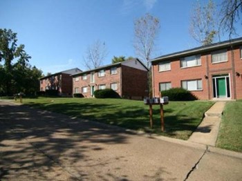 242 D Leslie Lane 2 Beds Apartment for Rent - Photo Gallery 4