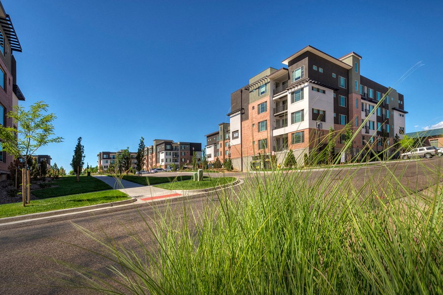 Rent Luxury Apartments in Arapahoe County Verified