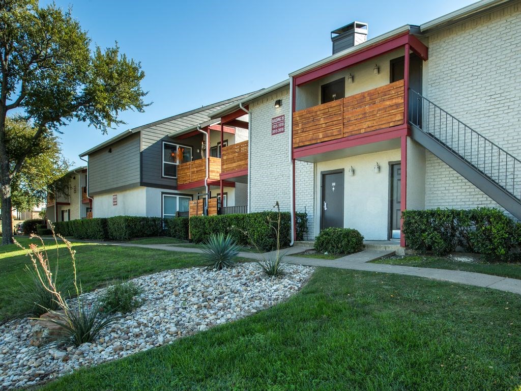 Property Exterior at Verge, Dallas, Texas