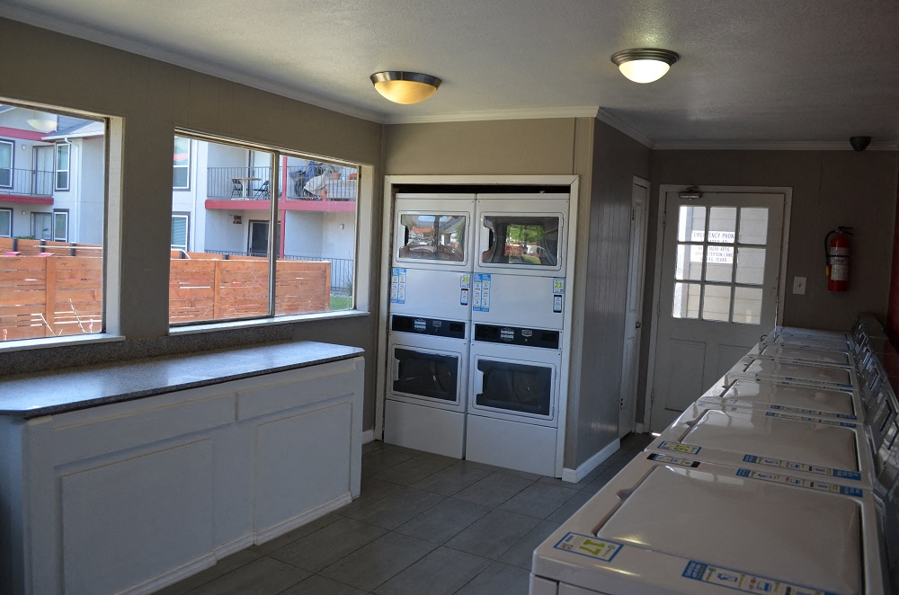 Laundry Center at Verge, Texas