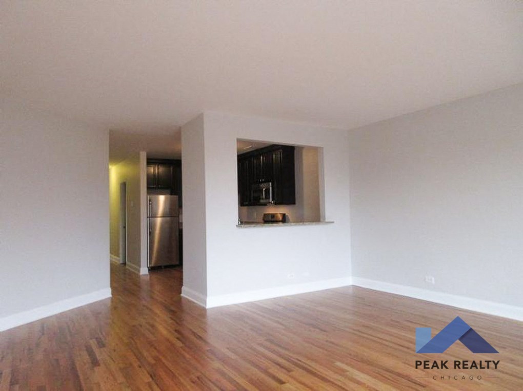 Near West Side 3 Bed 2 Bath