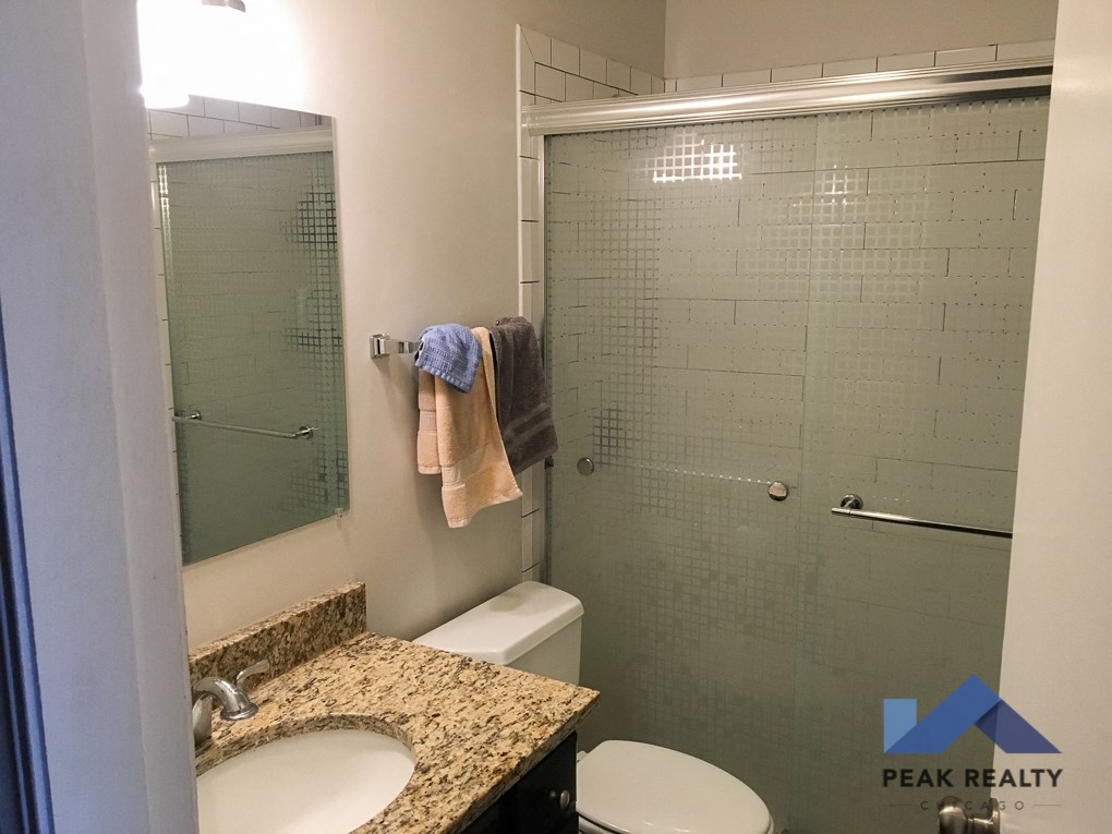 Near West Side 3 Bed 2 Bath