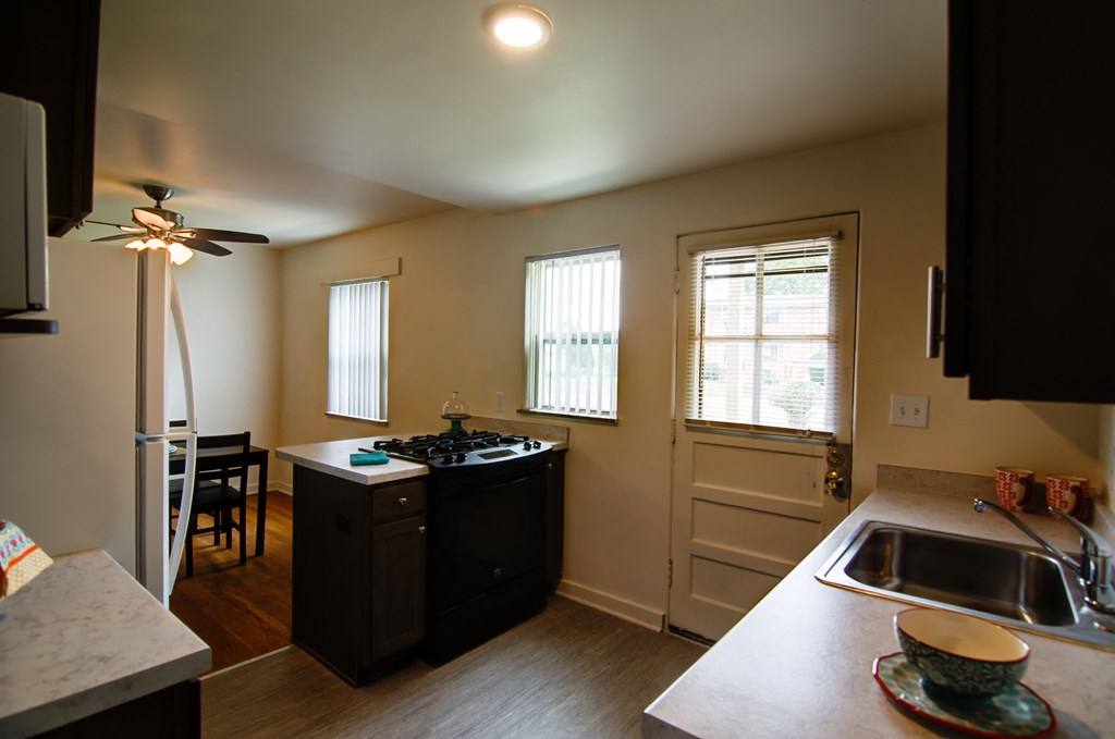 Kitchen at Amber Square Townhomes in Lansing MI