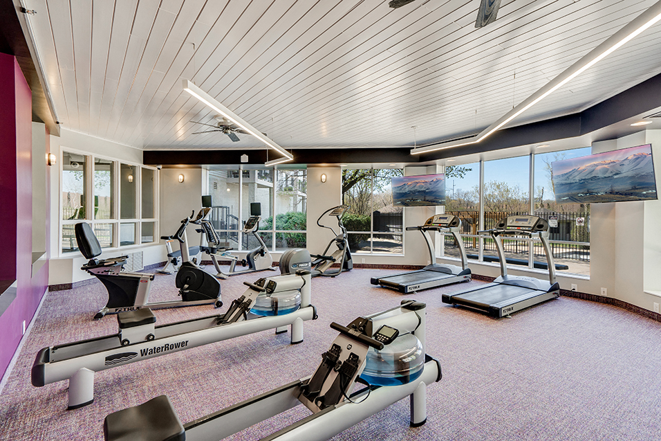 Fitness room with various equipment