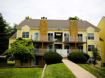 1400 Aberdeen Court 1-2 Beds Apartment, Loft for Rent - Photo Gallery 6
