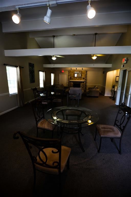 Whispering Lake Apartments, 4583 Whisper Lake Drive, Florissant, MO