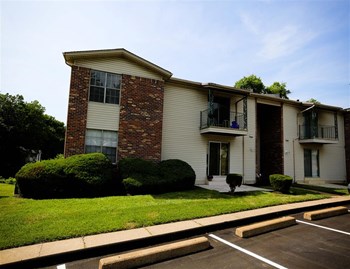 4583 Whisper Lake Drive 1-5 Beds Apartment, Townhouse for Rent - Photo Gallery 5