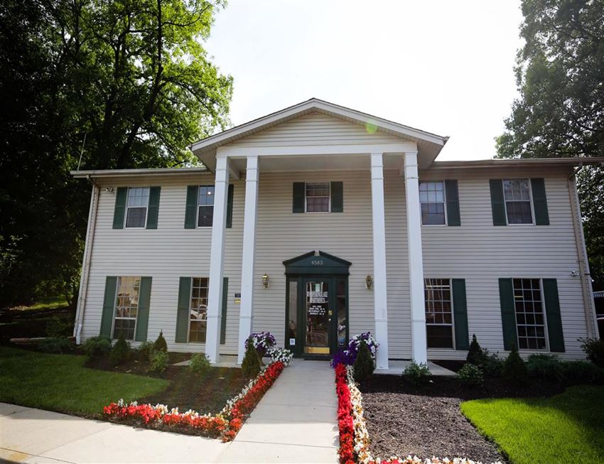 Whispering Lake Apartments, 4583 Whisper Lake Drive, Florissant, MO