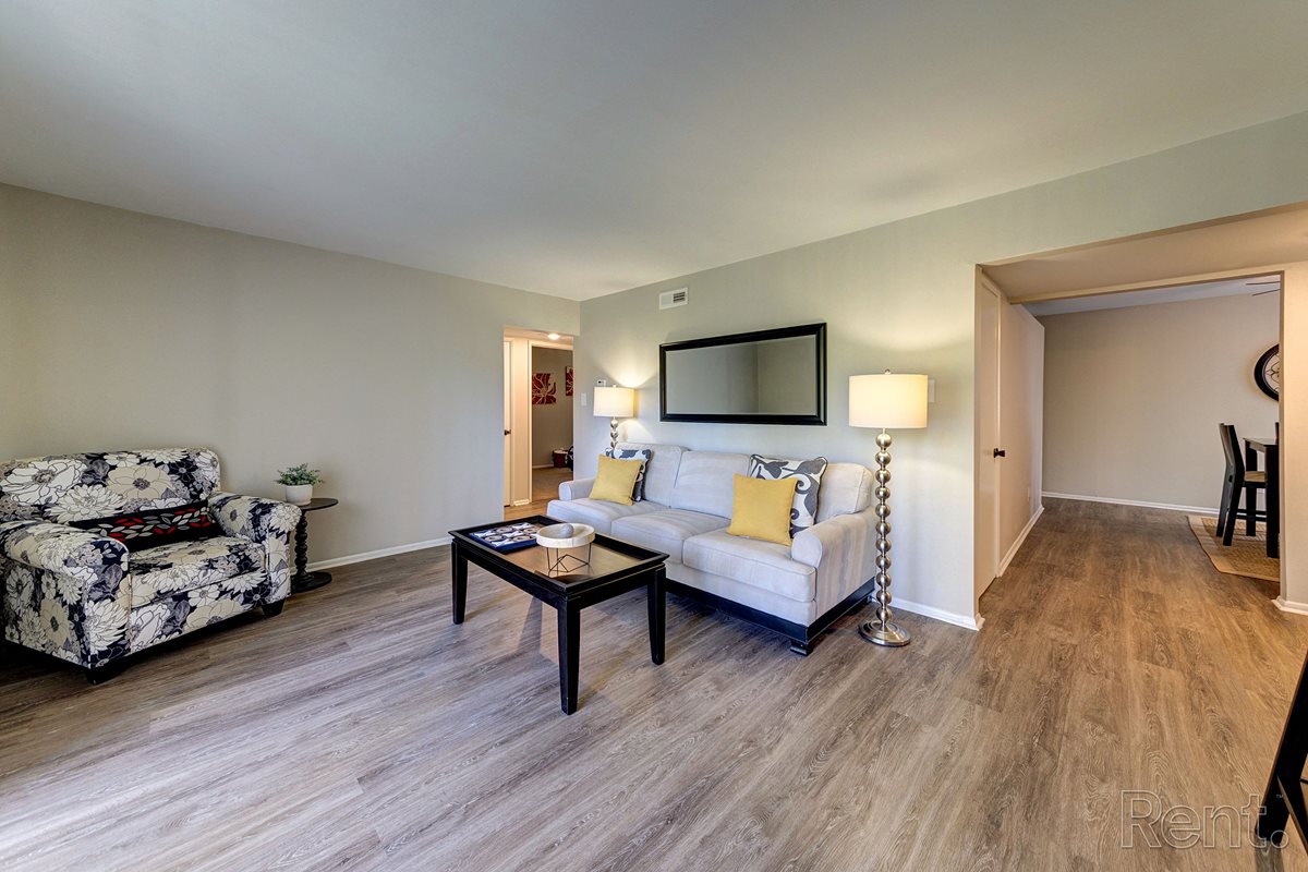 Cherry Creek Apartments