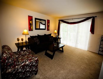 240 Hickory Hedge Drive 1-3 Beds Apartment, Townhouse for Rent - Photo Gallery 17
