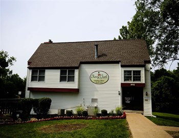 240 Hickory Hedge Drive 1-3 Beds Apartment, Townhouse for Rent - Photo Gallery 3