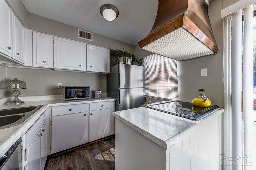 1000 Darwick Court 1-3 Beds Apartment, Townhouse for Rent - Photo Gallery