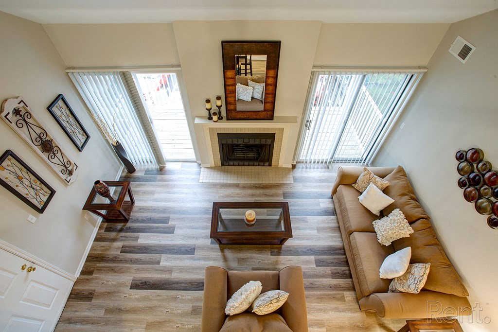 a view of the living room from the loft