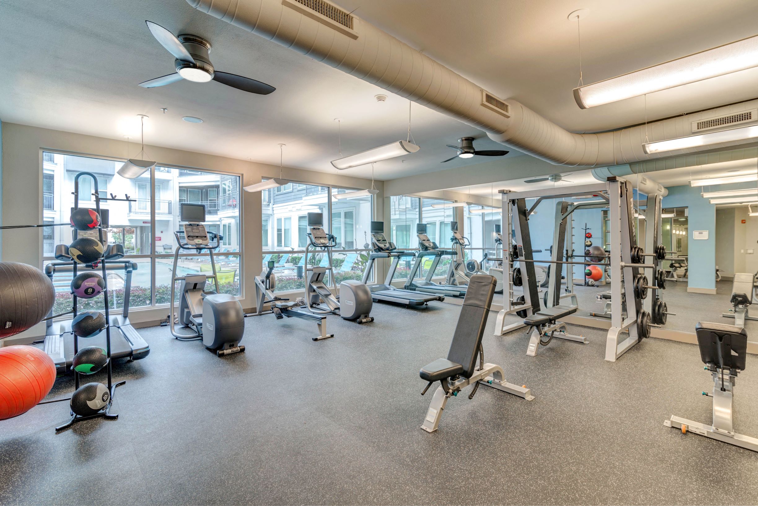 Burnet Flats Fitness Center w/ Cardio Equipment