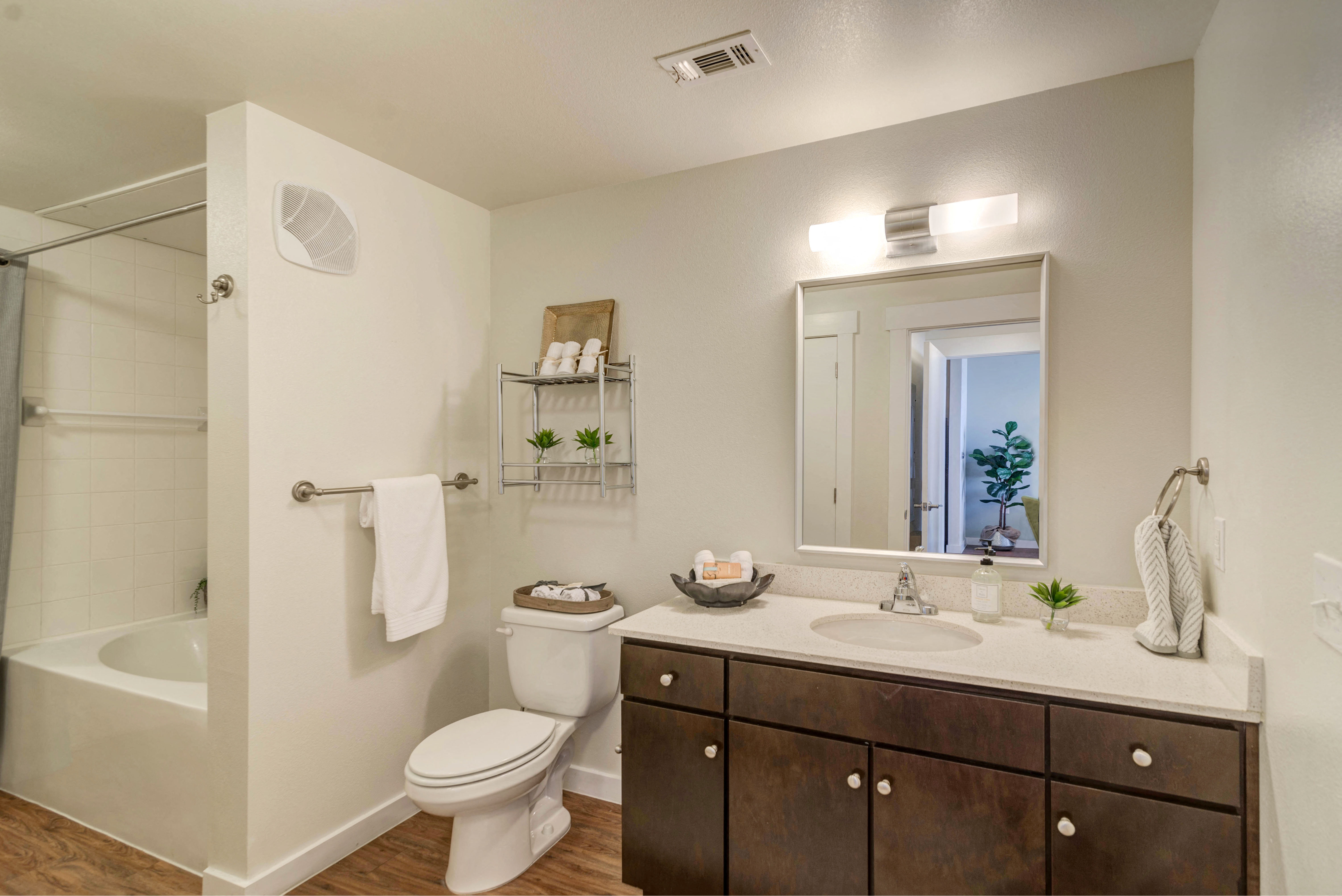 Burnet Flats Model Bathroom