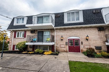 1950 Sheridan Drive 1-2 Beds Apartment for Rent - Photo Gallery 5