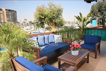 Spectacular Bayfront Decks with Views
