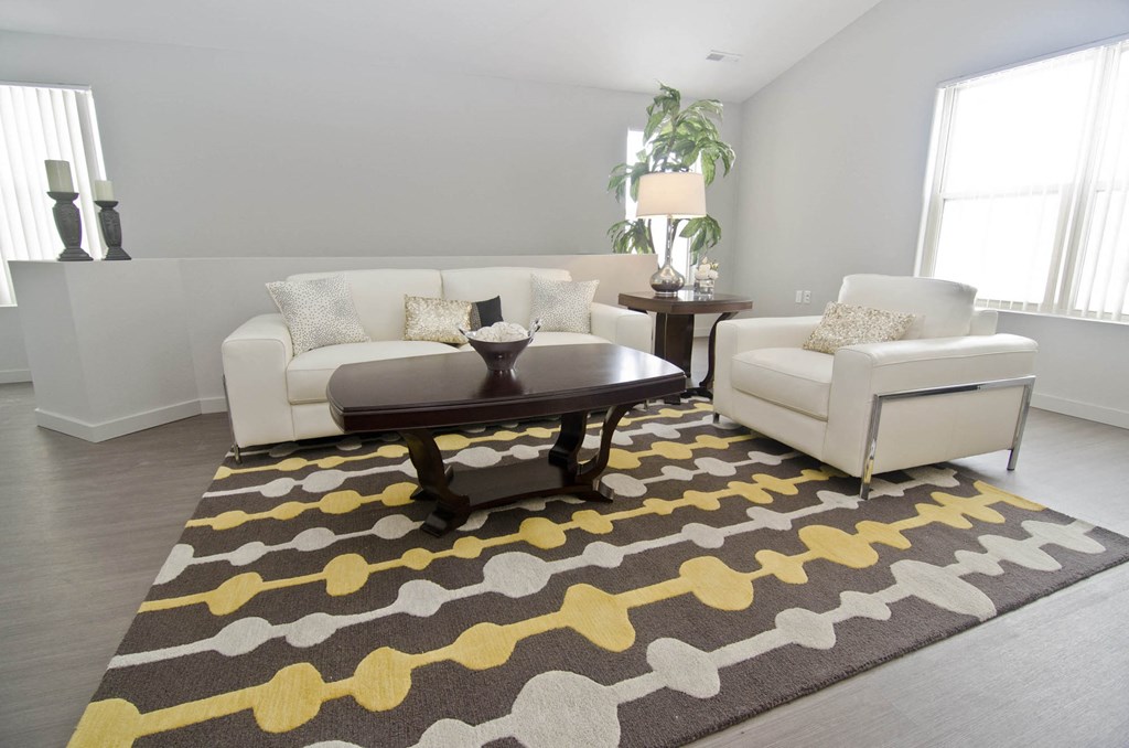 Living room at Aspen Lakes Estates