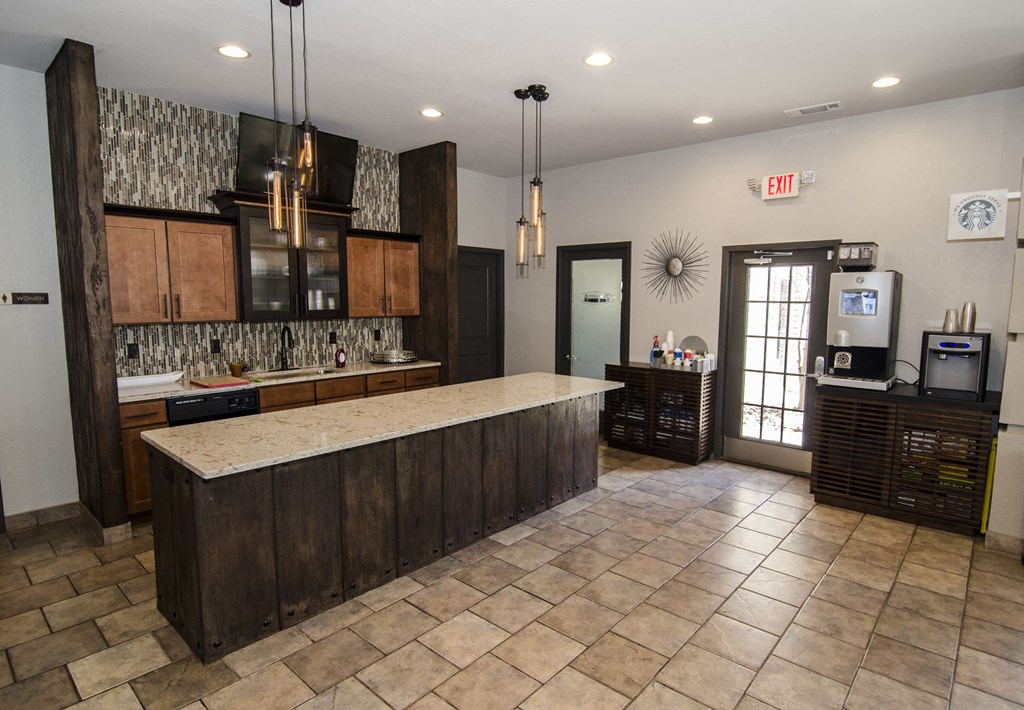  Clubhouse at Aspen Lakes Estates