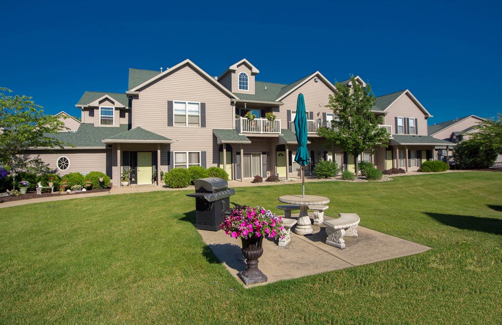 Grills at Aspen Lakes Estates