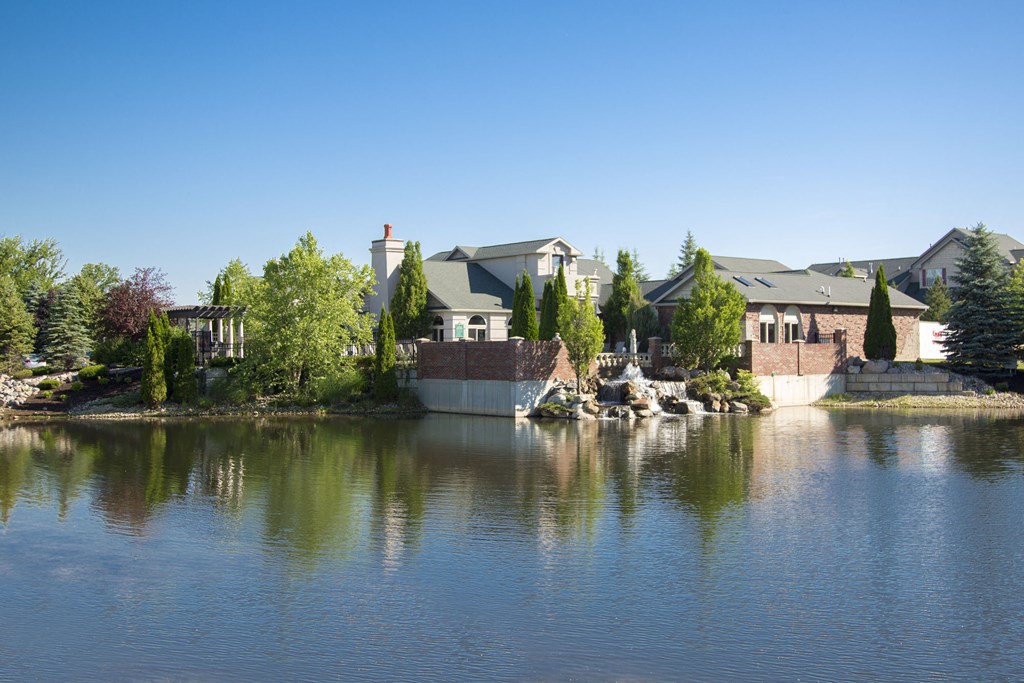 Exterior at Aspen Lakes Estates