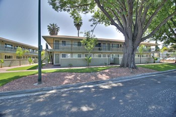 465 Stierlin Rd. Studio-1 Bed Apartment for Rent - Photo Gallery 2