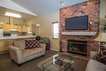 525 112th St SE 1-3 Beds Apartment for Rent - Photo Gallery 5