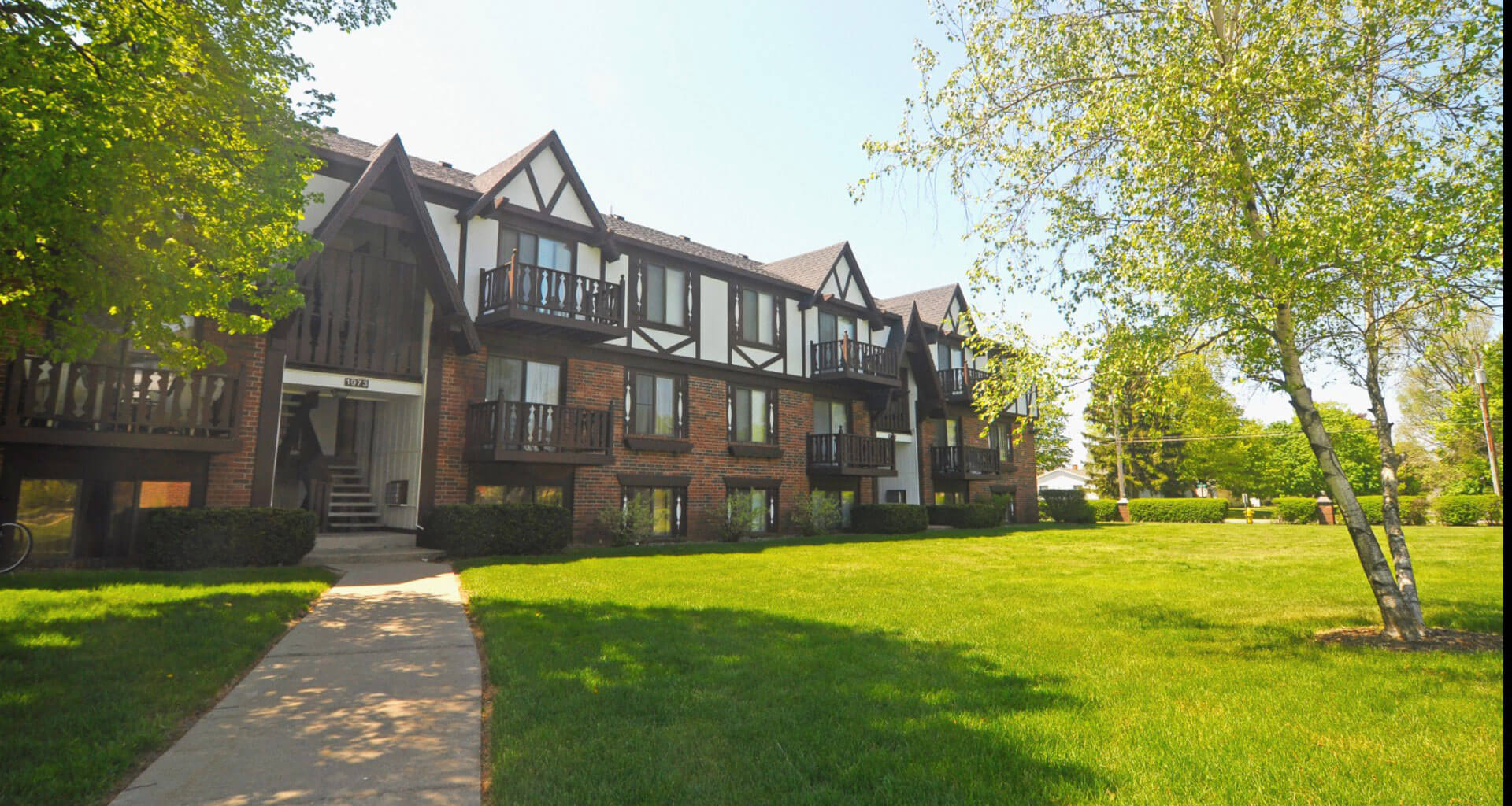Apartments in Benton Harbor, MI Briarwood Apartments