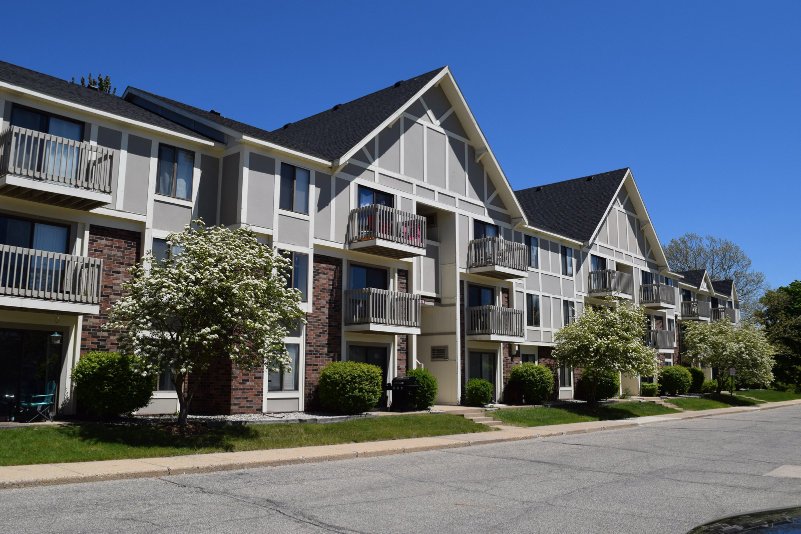 Apartments in Kalamazoo, MI Concord Place Apartments