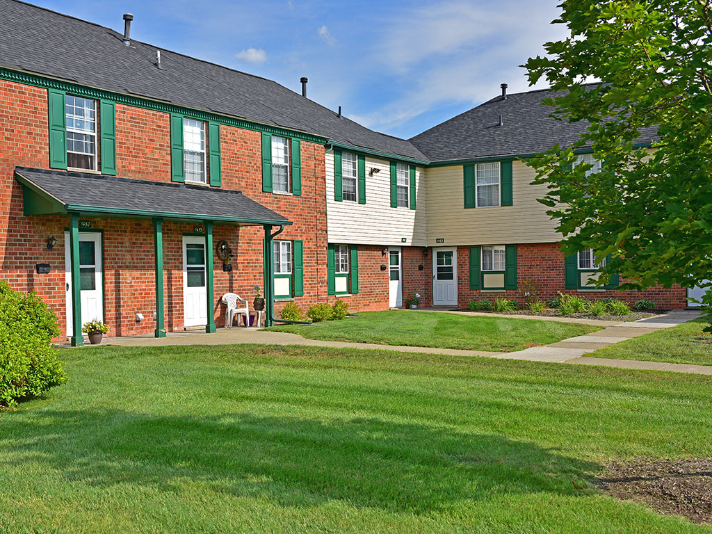 Prime Walking/Jogging Conditions at Shannon Manor Townhouses, Michigan
