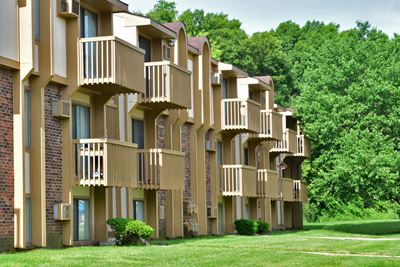 Apartments with Large Balcony at Beacon Hill Apartments, Rockford, 61109