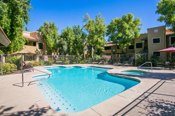 Tempe Apartments for Rent with Four Large Pools to Swim