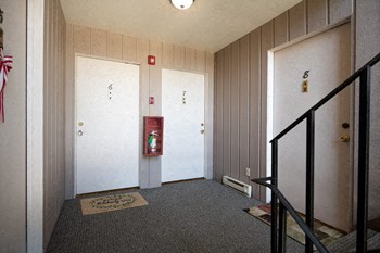 6230 S 51st Street # 8 Studio-2 Beds Apartment for Rent - Photo Gallery 3