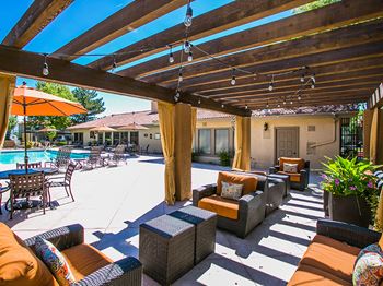 Outdoor Swimming Pool with Sundeck and Lounge Area at Apartments Near Me in Albuquerque