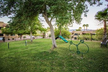Laughlin Apartments that allow Pets