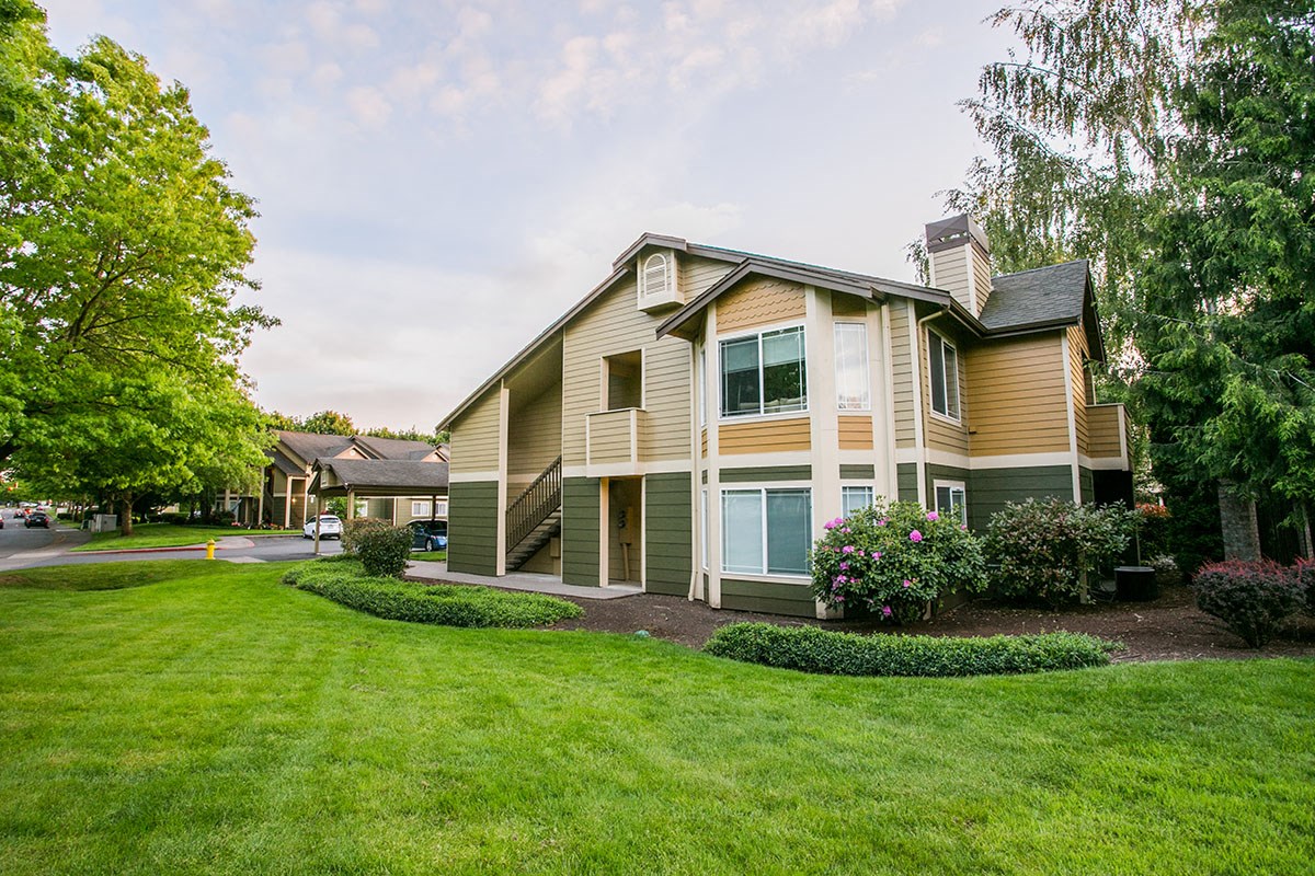 the-park-at-mill-plain-apartments-in-vancouver-wa